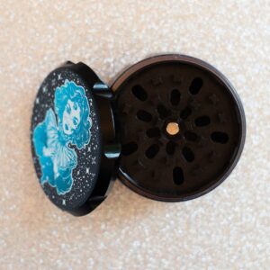 gift-for-women-witch-grinder